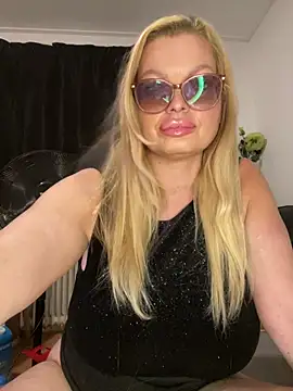 Lisavontease online show from 17, 7, 2026