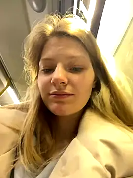 MaryHiggins online show from 14, 9, 2025