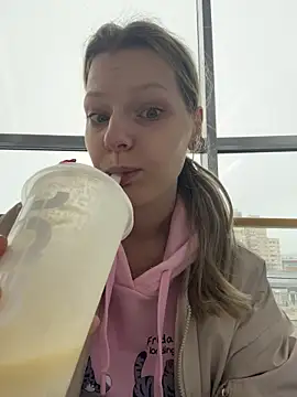 MaryHiggins online show from 3, 4, 2026