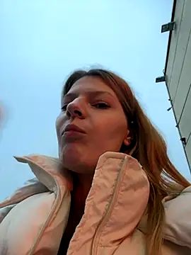 MaryHiggins online show from 7, 11, 2025