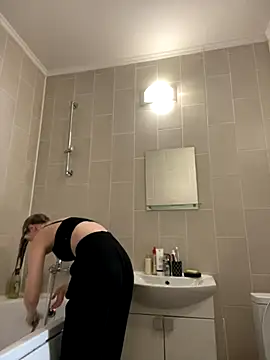 MaryHiggins online show from 12, 10, 2025