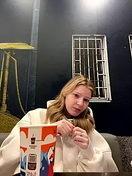 MaryHiggins online show from 13, 1, 2026