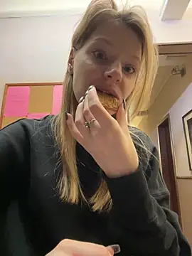 MaryHiggins online show from 24, 9, 2025