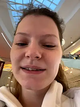 MaryHiggins online show from 28, 10, 2025