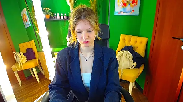 MaryHiggins online show from 17, 3, 2025