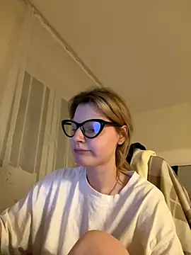 MaryHiggins online show from 5, 11, 2025