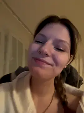 MaryHiggins online show from 13, 12, 2025