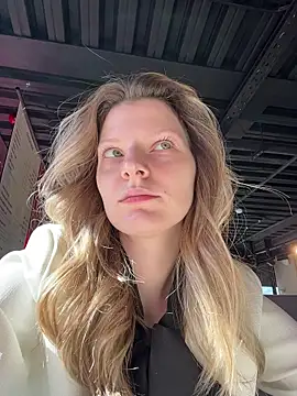 MaryHiggins online show from 10, 4, 2026