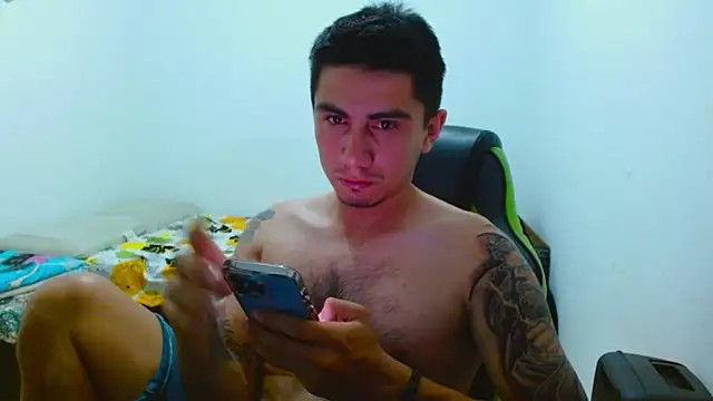 Snapshot of jimmy_scoot chatting on 21, 12, 2025 jimmy scoot online show from 21, 12, 2025