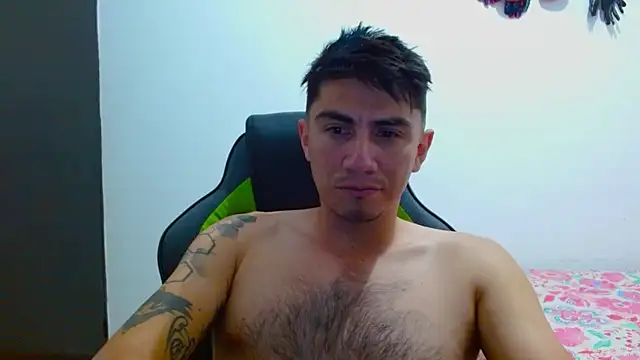 Snapshot of jimmy_scoot chatting on 8, 11, 2025 jimmy scoot online show from 8, 11, 2025