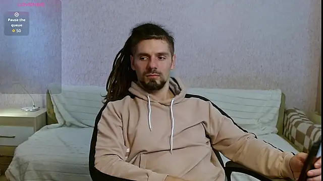 Aestheticguy101 online show from 12, 10, 2025