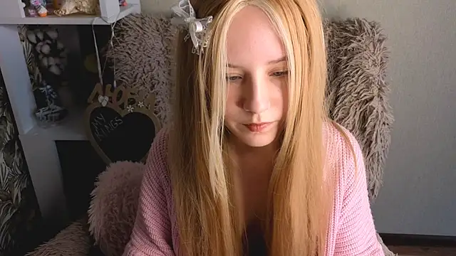 sarakaell online show from 24, 7, 2026