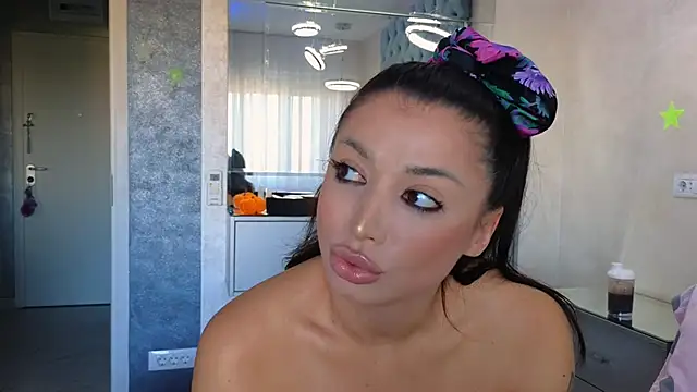 Theowonder online show from 22, 9, 2025