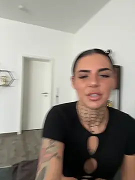 LexiCoco online show from 3, 10, 2025