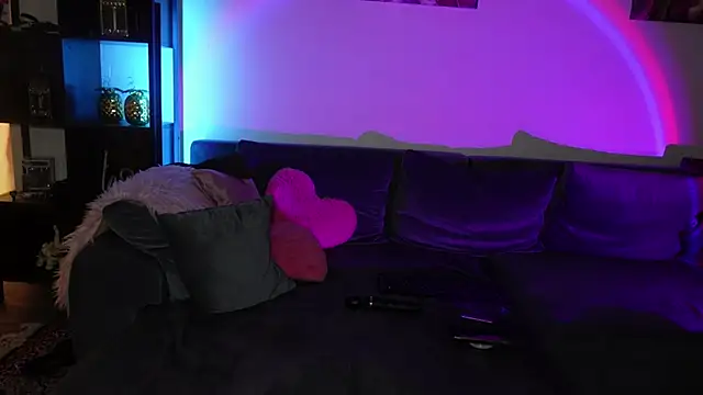 LexiCoco online show from 1, 2, 2025