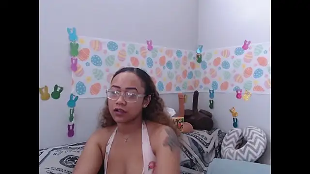 RylHoneyy online show from 2, 4, 2026