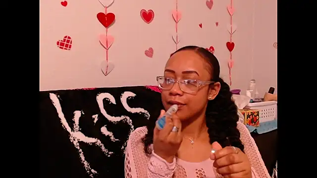 RylHoneyy online show from 13, 2, 2026