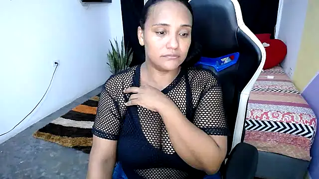 marysol83 online show from 22, 2, 2025