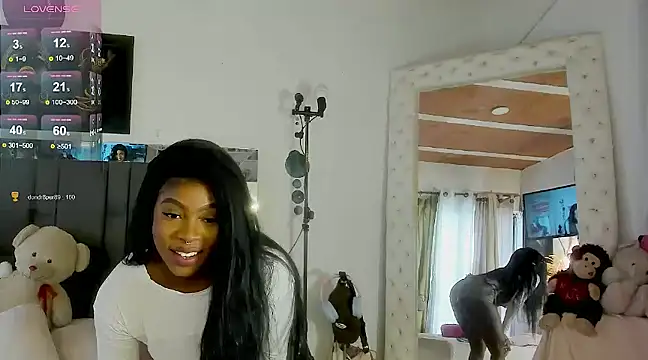 HannaEbony7 online show from 7, 3, 2025