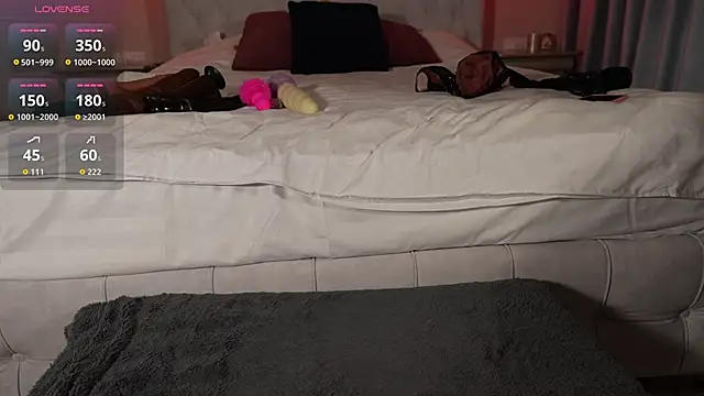 tinna angel online show from 26, 3, 2026