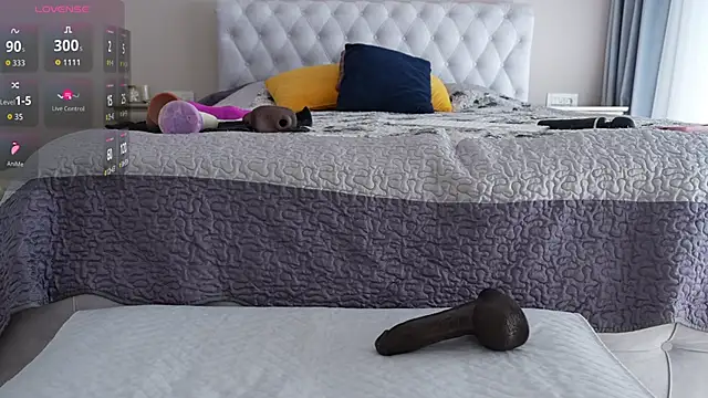 tinna angel online show from 9, 3, 2026