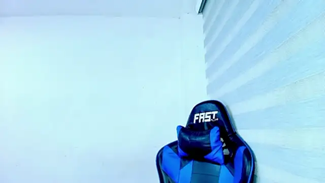 sophiax-x online show from 5, 4, 2026