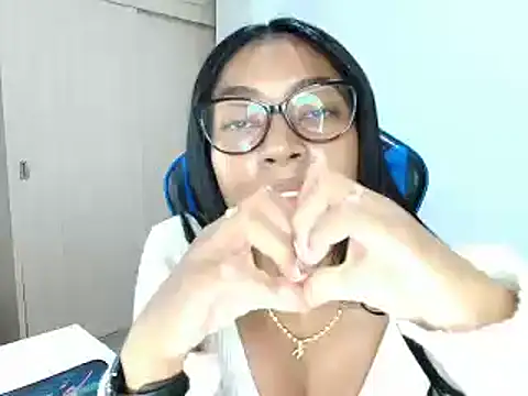 sophiax-x online show from 22, 3, 2025