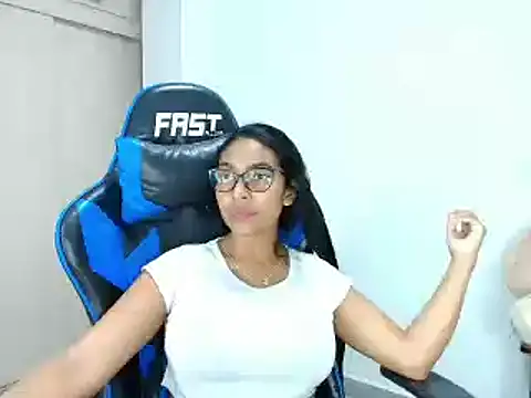 sophiax-x online show from 20, 3, 2025