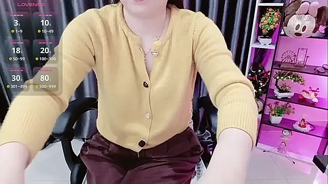 Yuki-yio online show from 3, 11, 2025