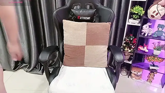 Yuki-yio online show from 1, 4, 2026