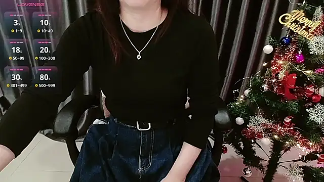 Yuki-yio online show from 3, 12, 2025