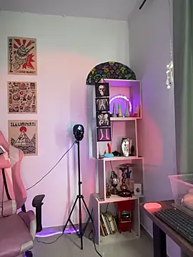 Emma Wish online show from 9, 11, 2025