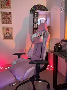 Emma Wish online show from 23, 11, 2025