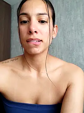 Angelinalombardi  online show from 10, 10, 2025