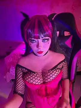 seraphine23 online show from 12, 6, 2026