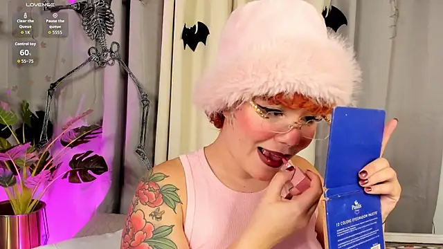 Amy art online show from 23, 10, 2025