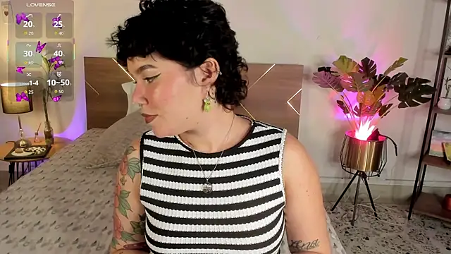 Amy art online show from 16, 4, 2026