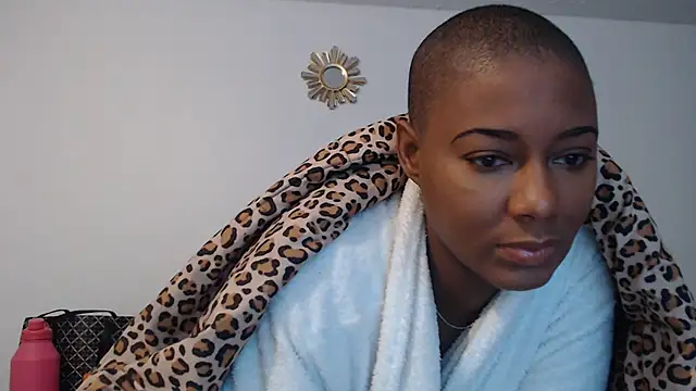 HoneyDripHer online show from 6, 12, 2024