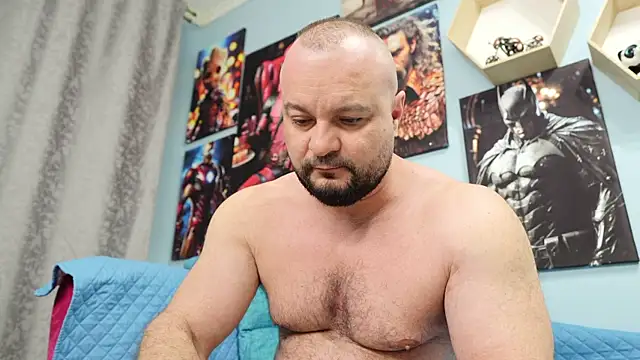 Muscle Bear online show from 15, 3, 2025