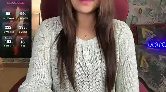 Sizzling  ZAARA online show from 19, 1, 2025