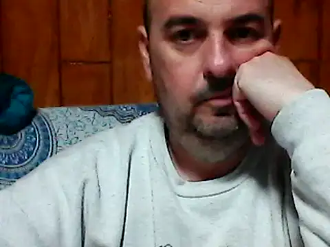 Hot-pico76 online show from 13, 3, 2025