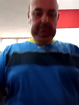 Hot-pico76 online show from 17, 1, 2025