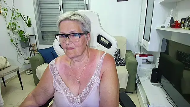 Selenna57 online show from 17, 5, 2026