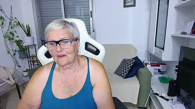 Selenna57 online show from 27, 5, 2026