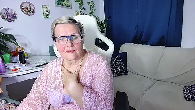 Selenna57 online show from 14, 1, 2026