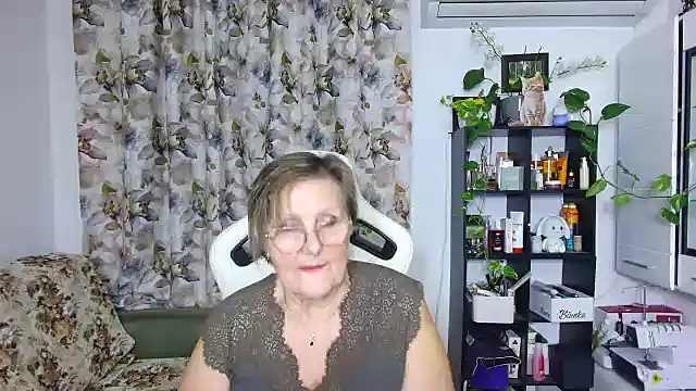 Selenna57 online show from 4, 1, 2025