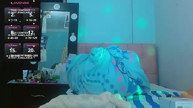 Alexaqueen1 online show from 4, 4, 2026