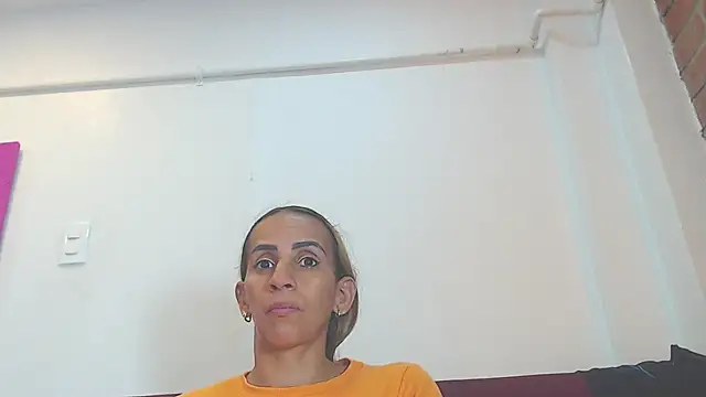 Amber Moore online show from 26, 5, 2026