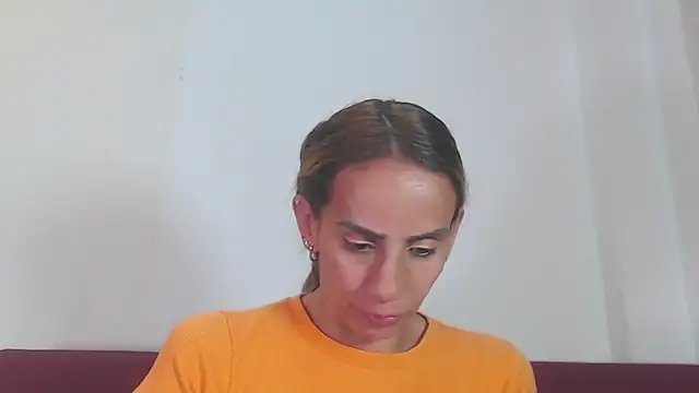 Amber Moore online show from 28, 5, 2026