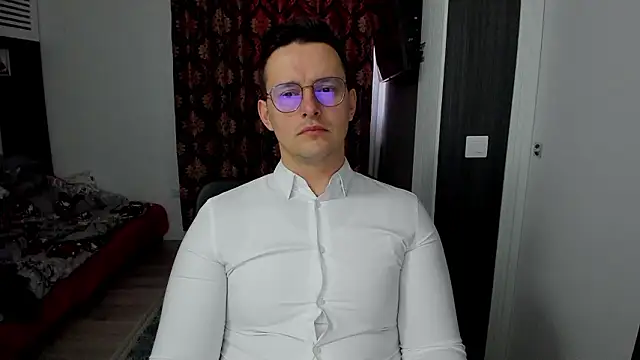 Snapshot of sexxymuscles4u chatting on 18, 2, 2026 sexxymuscles4u online show from 18, 2, 2026